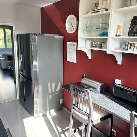 Appartement Confort Avec Balcon - Champigny Bagian luar foto