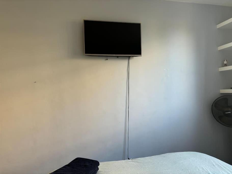 Appartement Confort Avec Balcon - Champigny Bagian luar foto