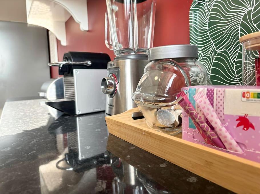 Appartement Confort Avec Balcon - Champigny Bagian luar foto